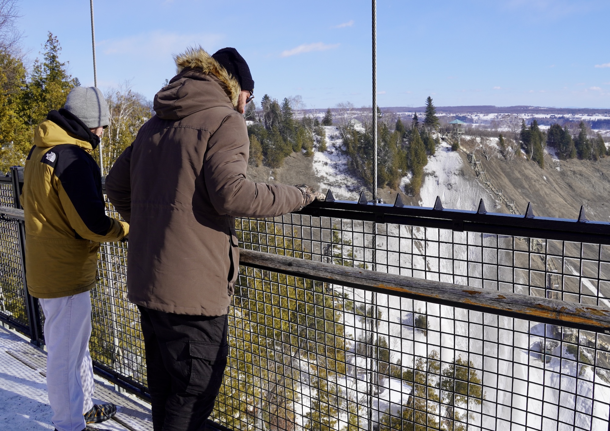 lachepaslapatate vue du pont chutes montmorency hiver quebec