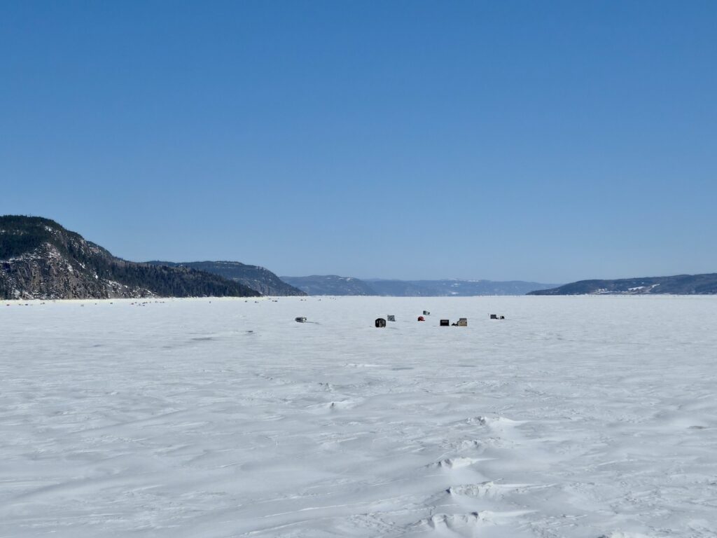 lachepaslapatate la baie quebec peche sur glace
