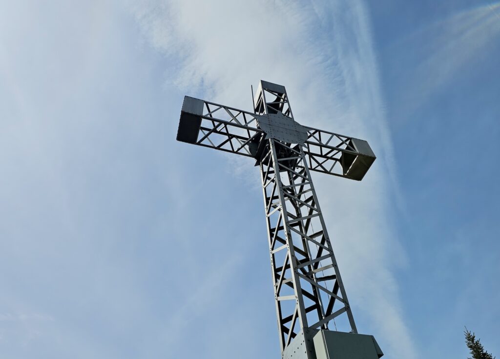 lachepaslapatate croix de la tuque