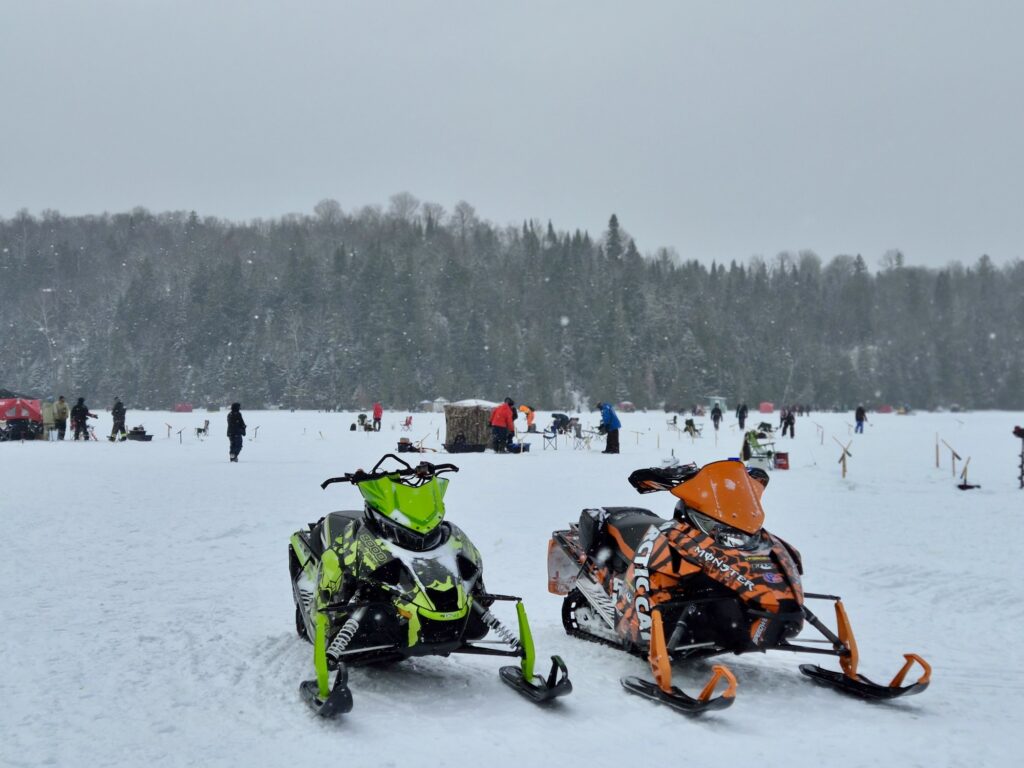 lachepaslapatate skidoo sur lac